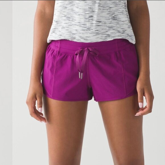 Lululemon Hotty Hot Short Deep Fuschia 6 Pink Purple 4”